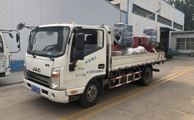 龍門式雙等離子火焰切割機(jī)發(fā)往鄒平 龍門式雙等離子火焰切割機(jī)發(fā)往鄒平