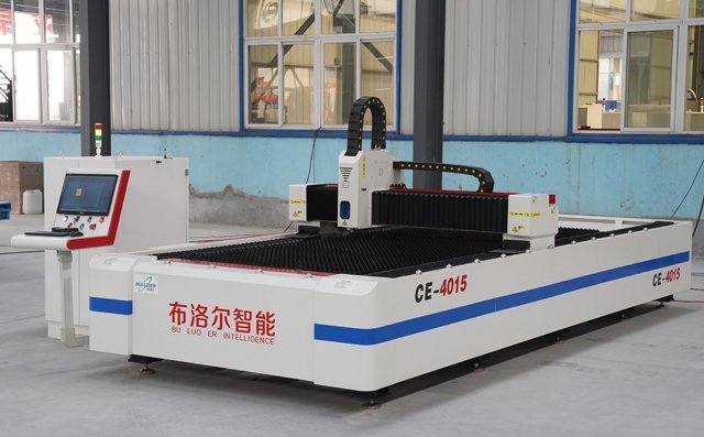 光纖激光切割機(jī),這個(gè)可以說是已經(jīng)幾乎完全馬上取代等離子切割的一種切割方式。 光纖激光切割機(jī),這個(gè)可以說是已經(jīng)幾乎完全馬上取代等離子切割的一種切割方式。