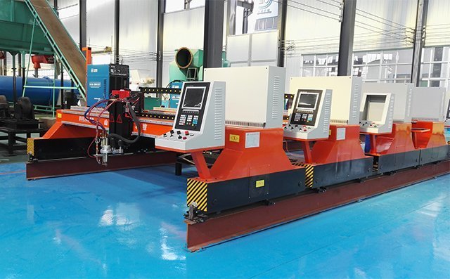 龍門式切割機(jī)可搭載多種割炬,多種切割方式選擇 龍門式切割機(jī)可搭載多種割炬,多種切割方式選擇