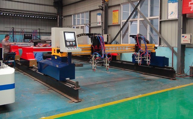 多火焰數控切割機 多火焰數控切割機