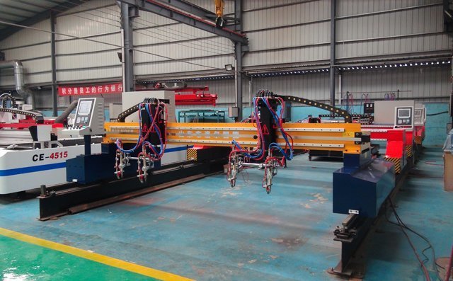 布洛爾數(shù)控切割機廠家提醒您謹記操作數(shù)控火焰切割機需注意的安全事項 布洛爾數(shù)控切割機廠家提醒您謹記操作數(shù)控火焰切割機需注意的安全事項